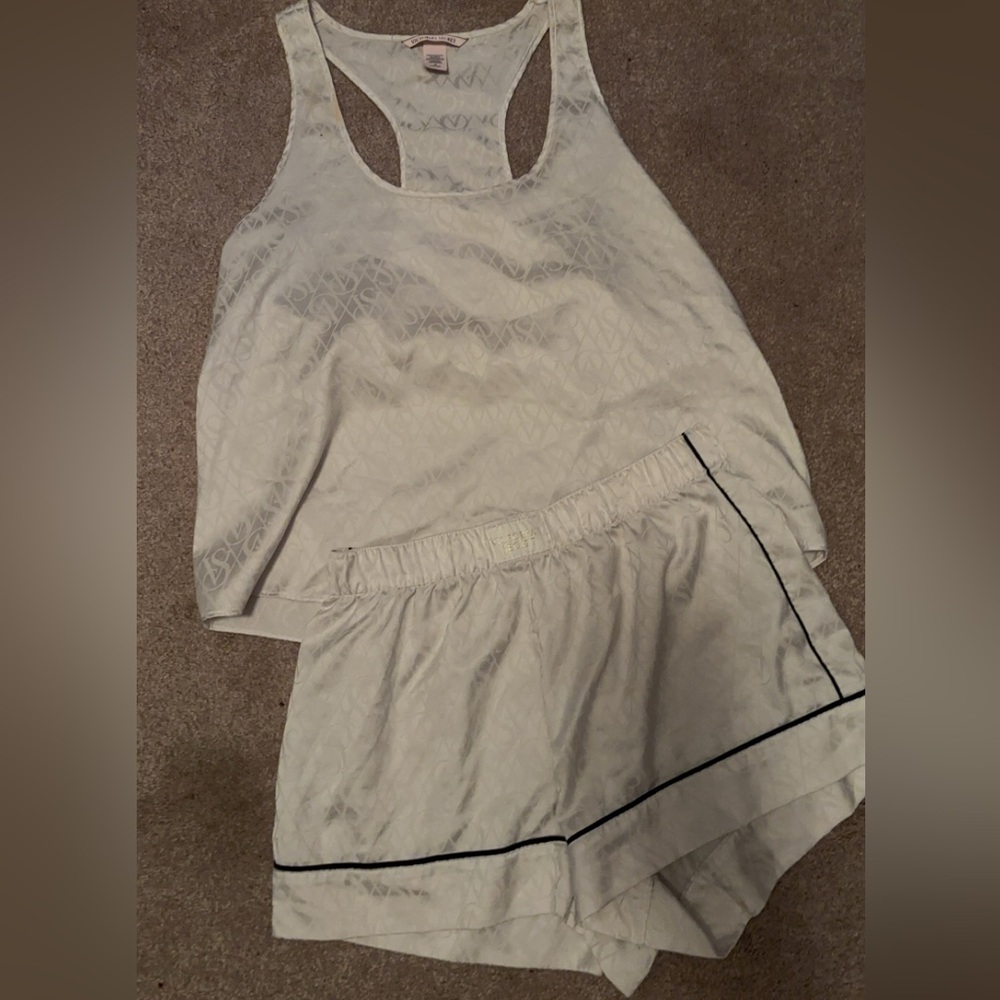 Victoria Secret Pajama Set